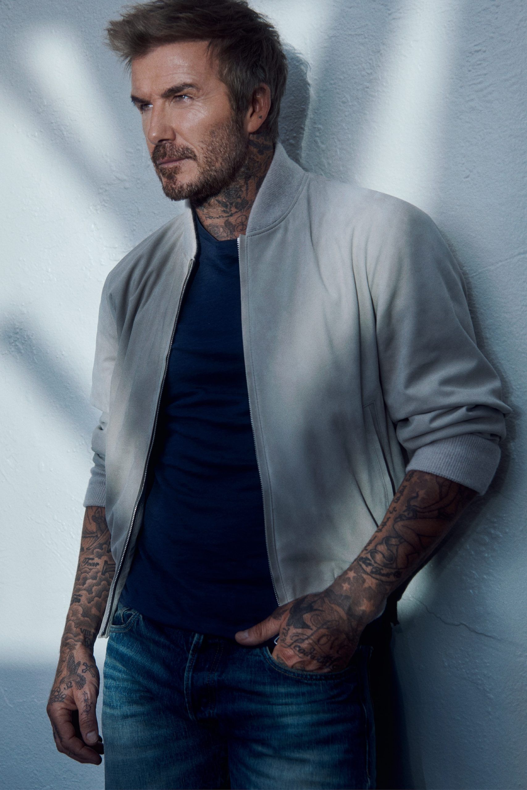 David Beckham × BOSS レザーボンバージャケット スエード新品 David Beckham × BOSS レザーボンバージャケット スエード新品 プレス