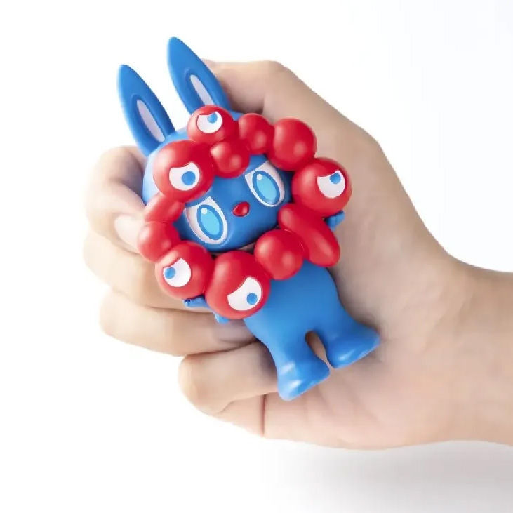 LABUBU MYAKU-MYAKU フィギュア Repost from @how2workhk LABUBU コラボ商品 10月1日(水)〜11日