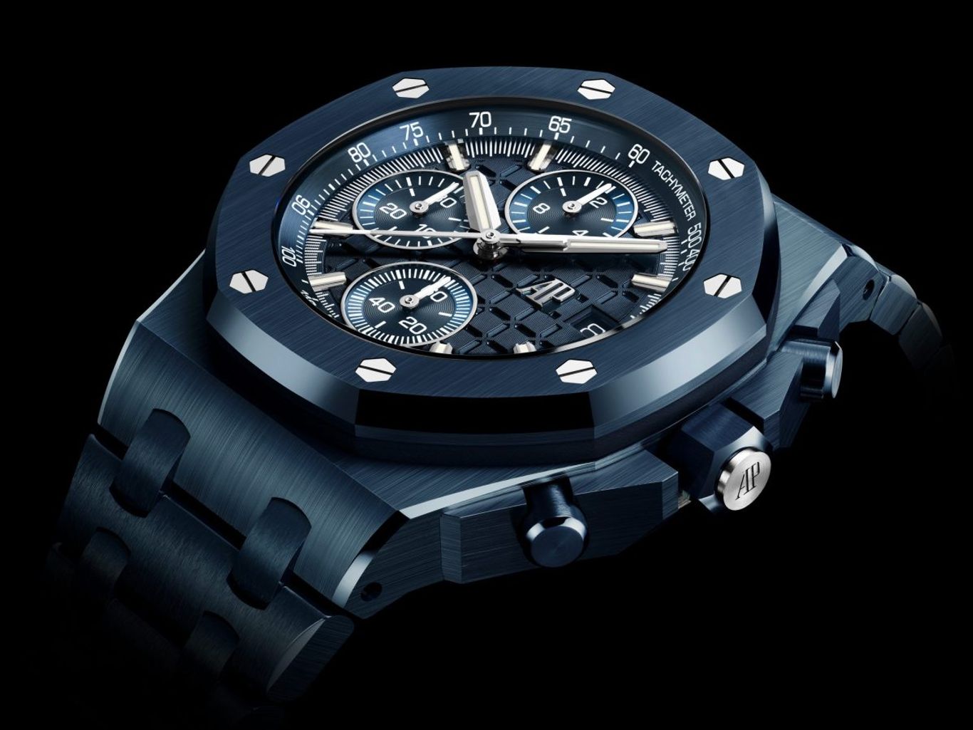 Audemars Piguet refreshes the Royal Oak Offshore family