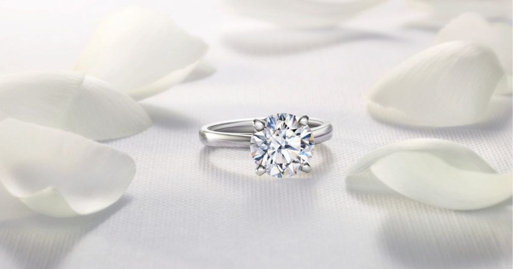 打算在七夕情人節求婚嗎?盤點三大鑽飾品牌De Beers、Harry Winston、Hearts On Fire經典求婚戒