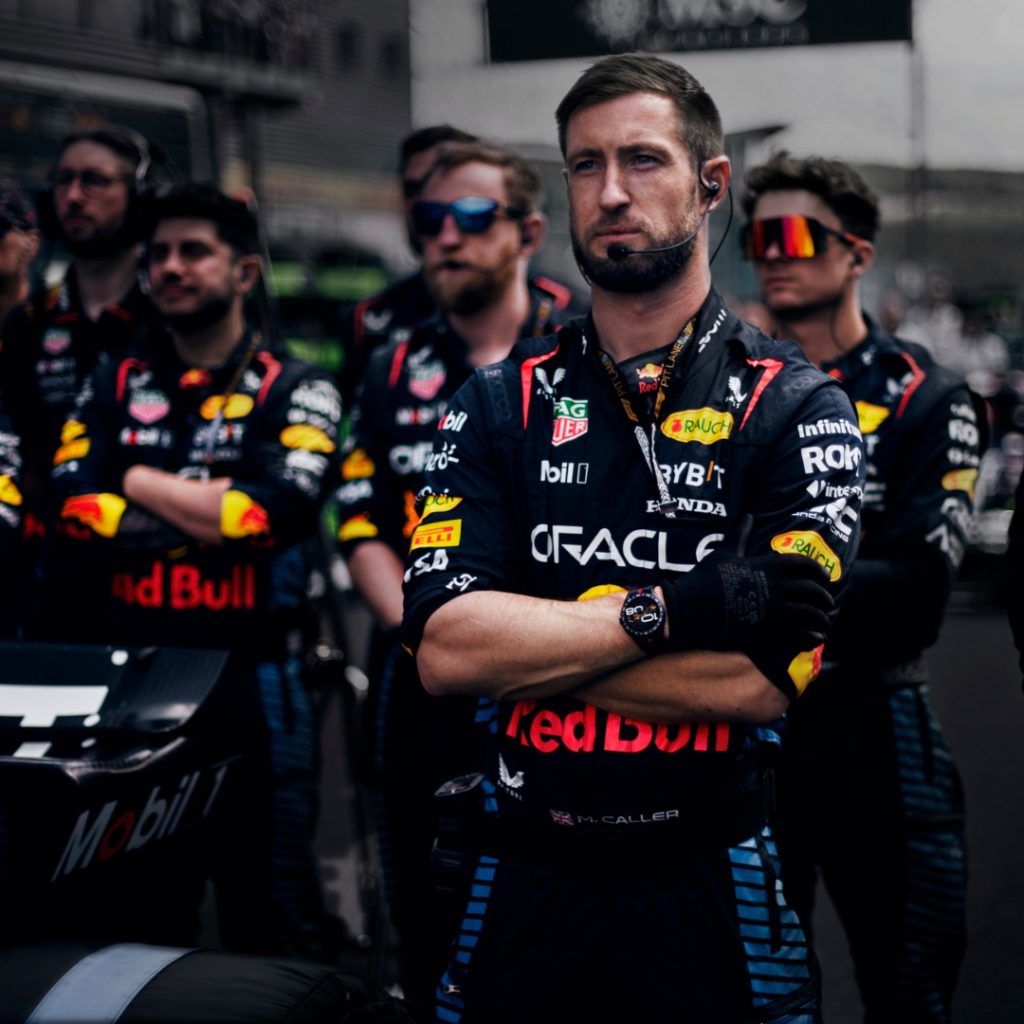 強勢回歸!TAG Heuer 、甲骨文紅牛車隊再次合作推出全新之作!還有獨家 F1 賽事零時差數位體驗!