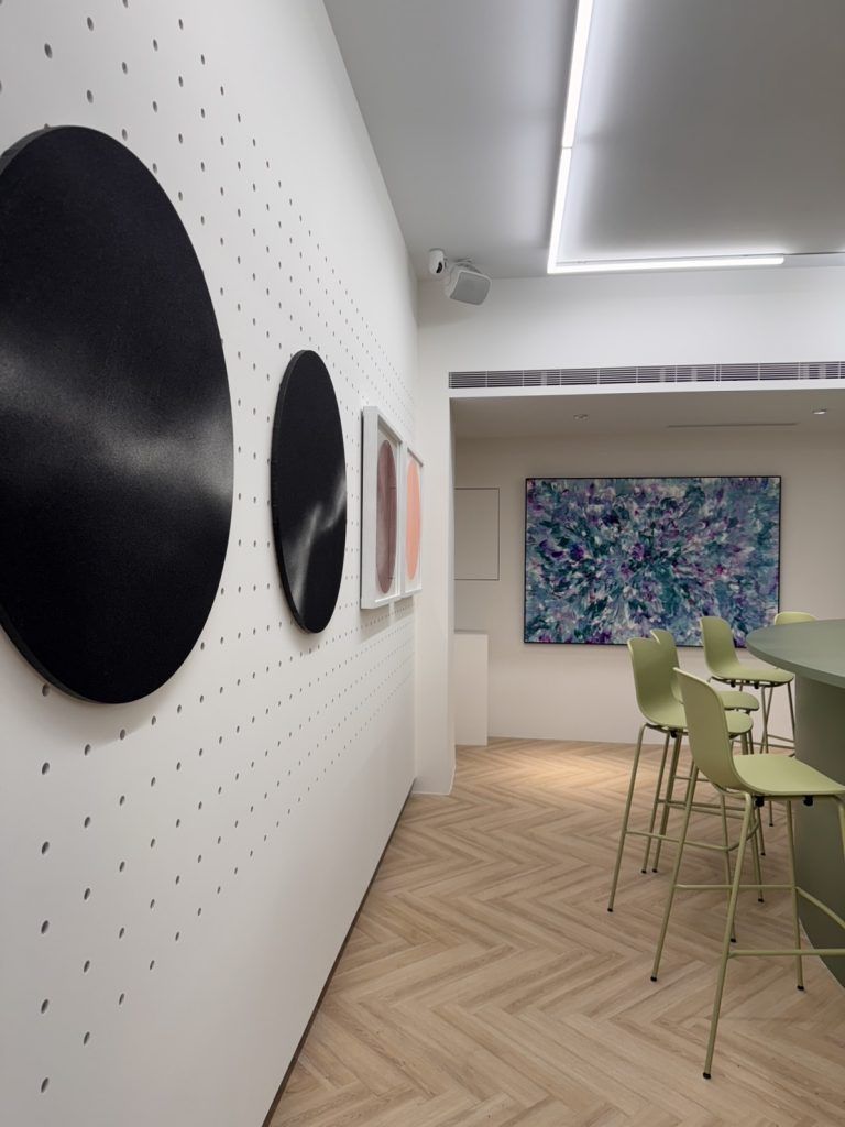 isart gallery御書房藝廊3.0版開幕，總監王品茜與Prestige暢談藝術融入生活與支持台灣藝術家的理念 | Prestige ...