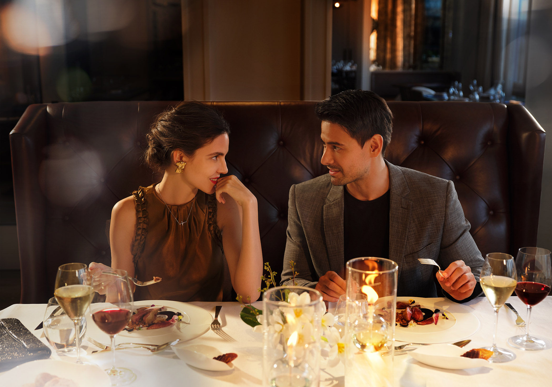 10 Top-tier Restaurants Offering Romantic Valentine’s Day Dinners