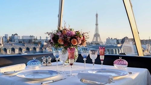 Best Rooftop Bars in the World that Offer a Luxurious Dining Experience