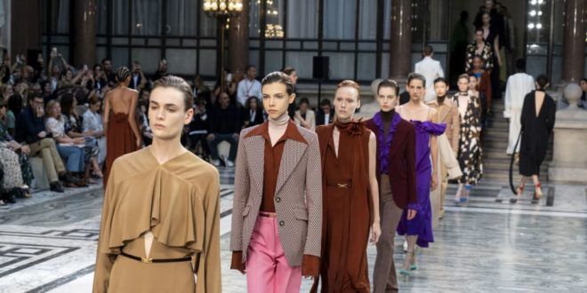 London Fashion Week 2021 Goes Virtual In Midst of COVID-19 | Prestige ...