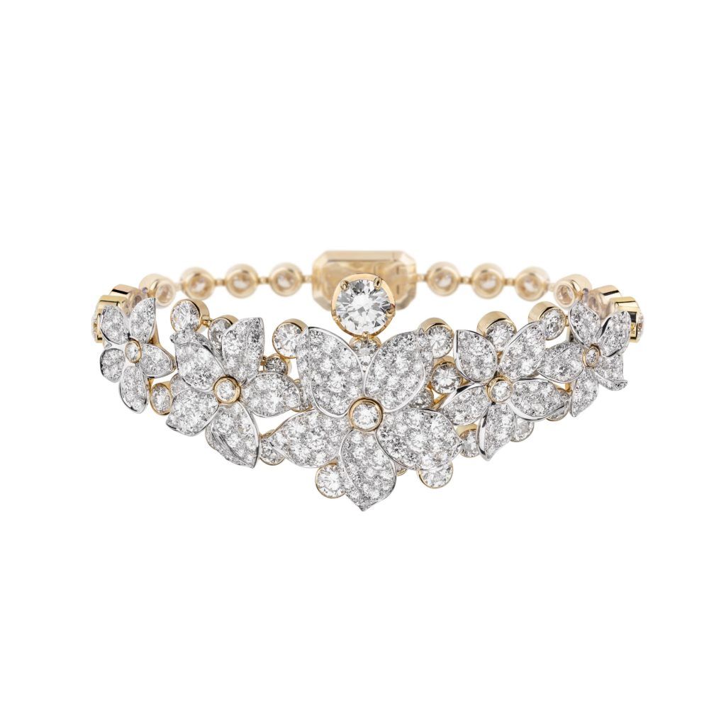 No5 high jewellery necklace by chanel, Chanel