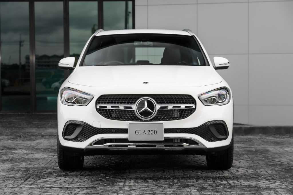 Mercedes-Benz GLA 200 Progressive: The Ultimate Four-wheel Companion for a Versatile Life
