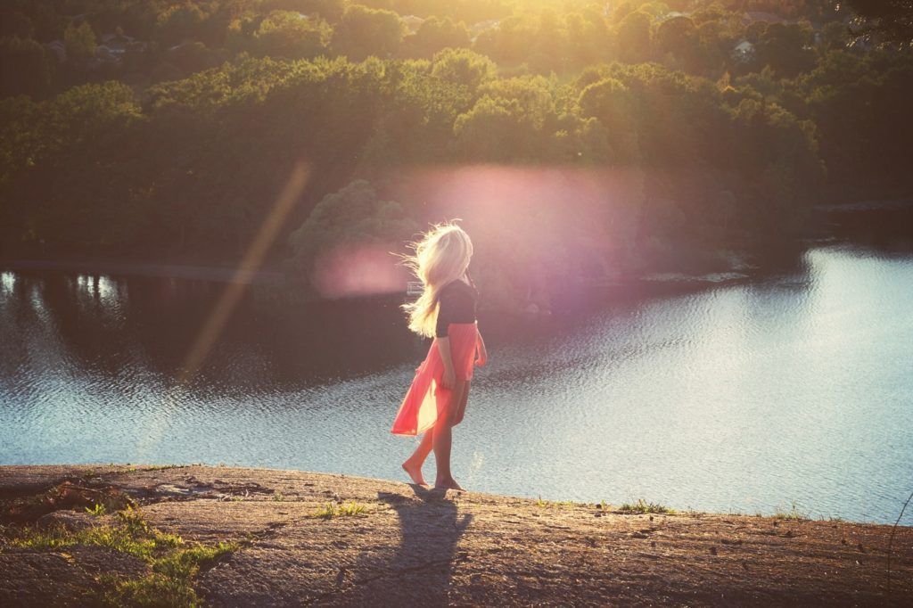The Health Benefits of Walking Meditation — Plus, How to Implement the Practice Into Your Daily Routine