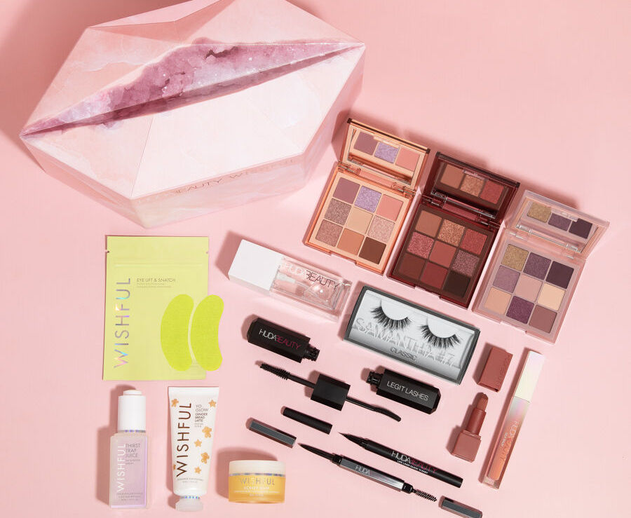 Beauty Holiday Gift Sets Available Online Now