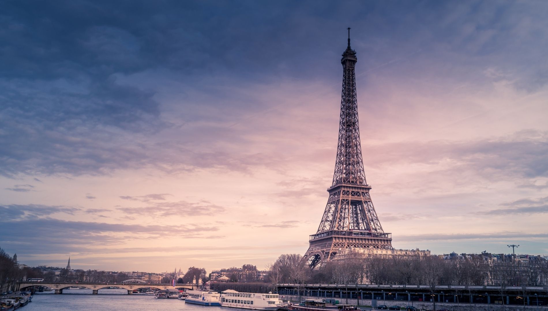 Most romantic places in the world: Paris