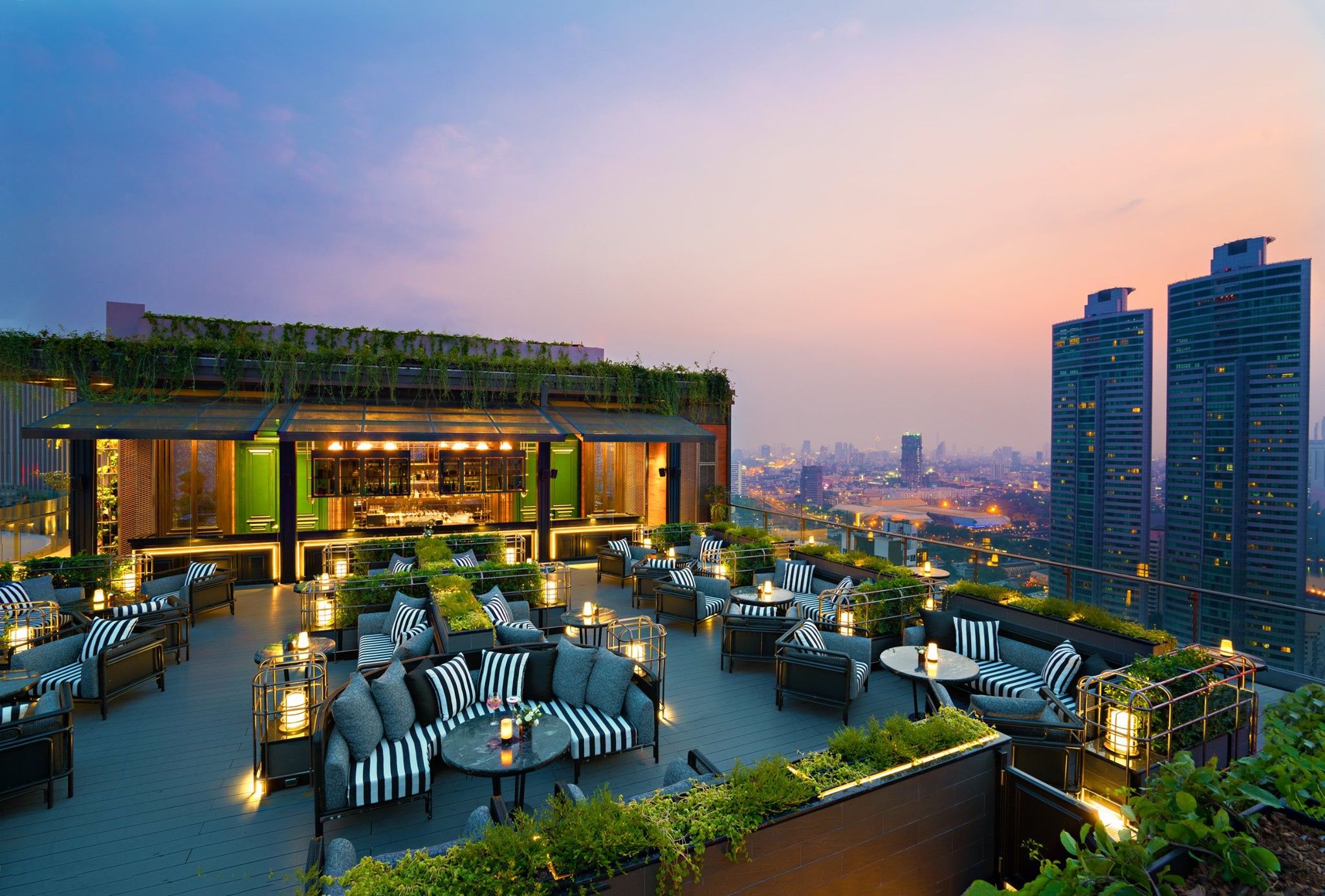 The Best Rooftop Bars in Bangkok for Cocktails and Cityscapes