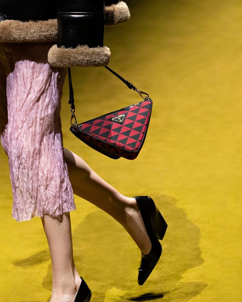 2022 Bag Trends: Purses, Totes & Handbags You Can Start Shopping Now –  StyleCaster