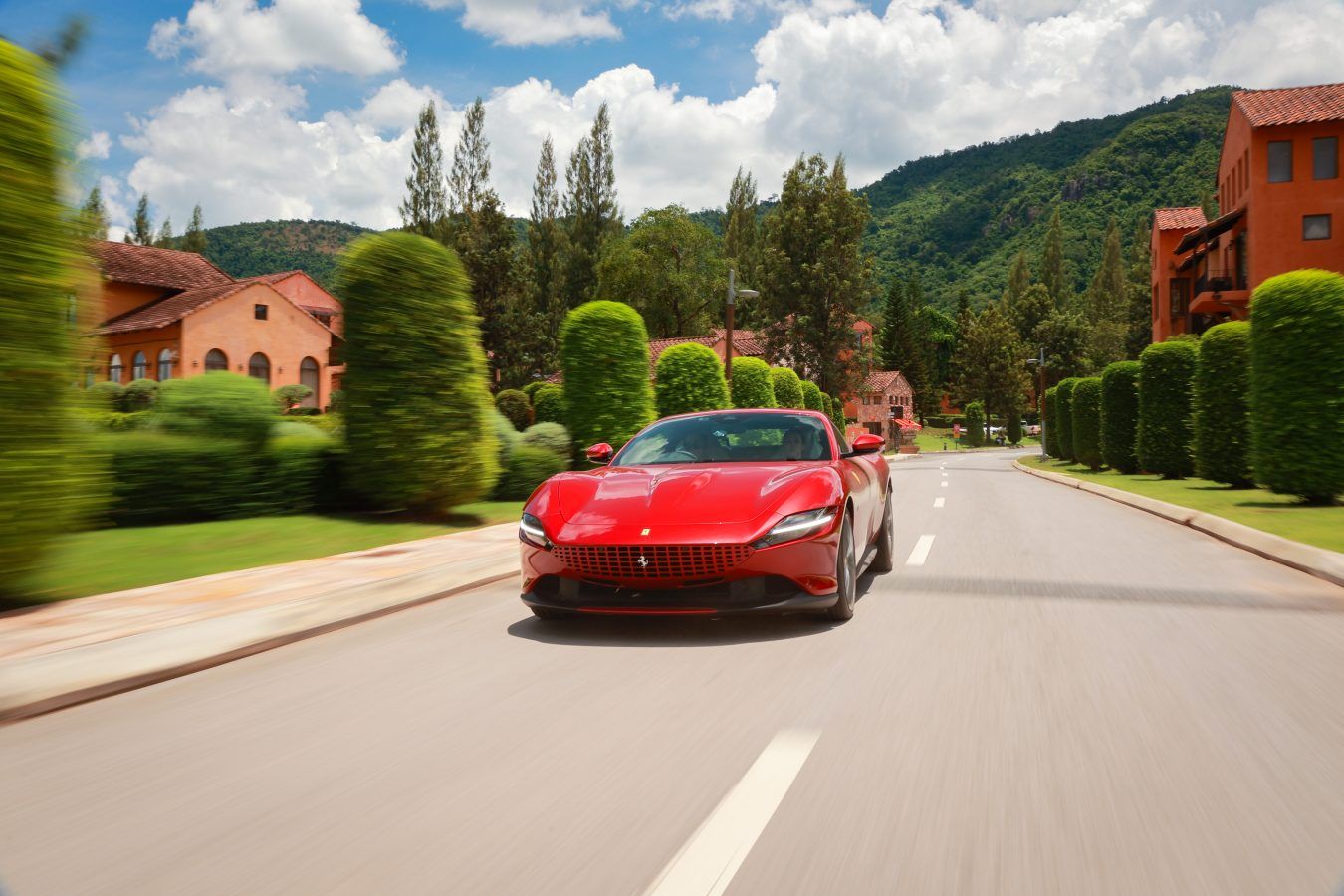 A 24h Journey to Get the Key to the La Nuova Dolce Vita with Ferrari Roma