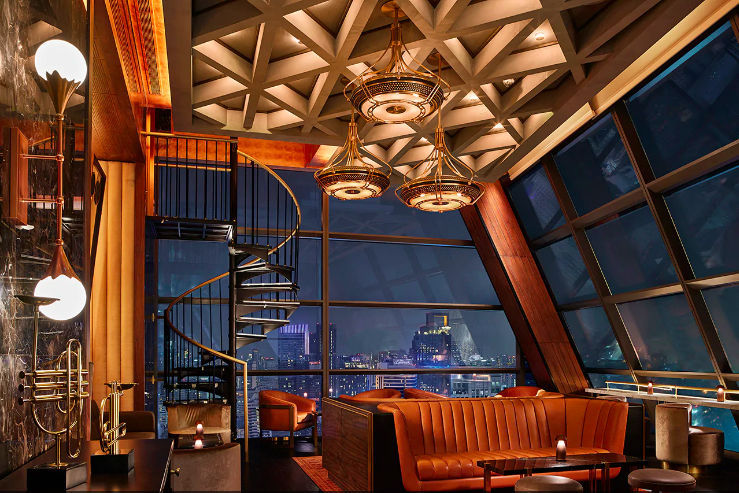 Best Rooftop Bar Bangkok, rooftop bar bangkok, sky bar bangkok, sky bar, bangkok bars, bangkok rooftop places, best rooftop bars in bangkok, top rooftop bars, bangkok best sky bars, sky bars, popular rooftop bars, new rooftop bars bangkok, best speakeasies bangkok, Lennon's Rosewood, Rosewood Bangkok, Lennon's bar,