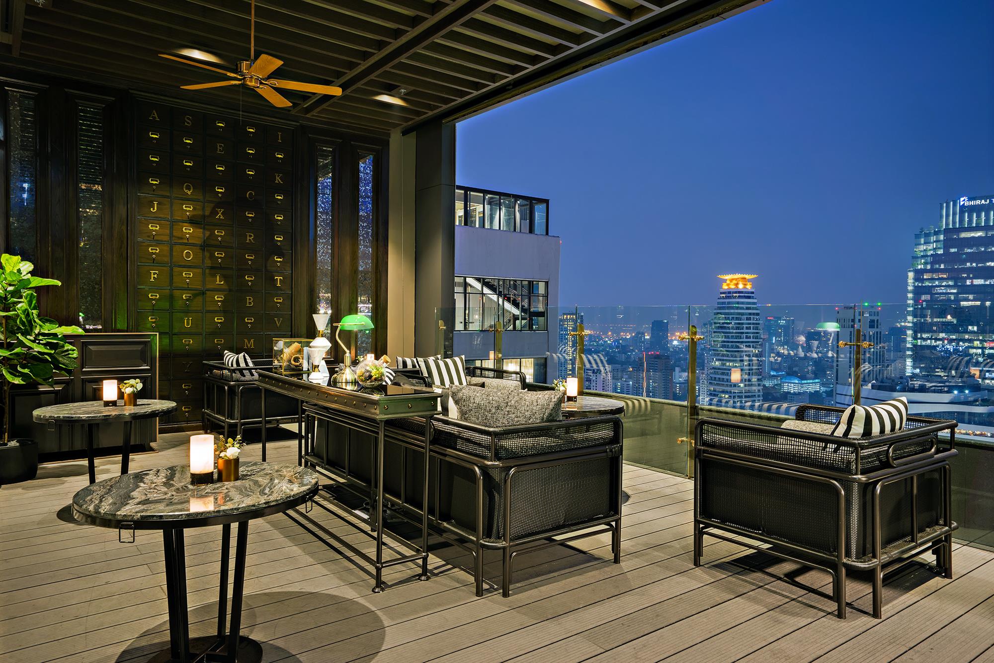 Best Rooftop Bar Bangkok, rooftop bar bangkok, sky bar bangkok, sky bar, bangkok bars, bangkok rooftop places, best rooftop bars in bangkok, top rooftop bars, bangkok best sky bars, sky bars, popular rooftop bars, new rooftop bars bangkok, best speakeasies bangkok, Abar Rooftop bar, Marriot Marquis Queen's Park, ABar rooftop bar