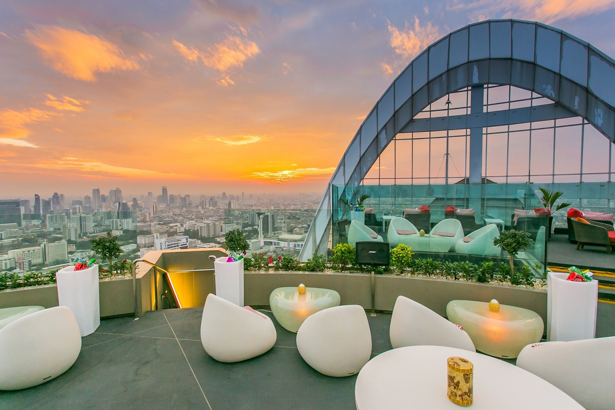 Bangkok’s Complete Guide For The Best Rooftop Bars In Town