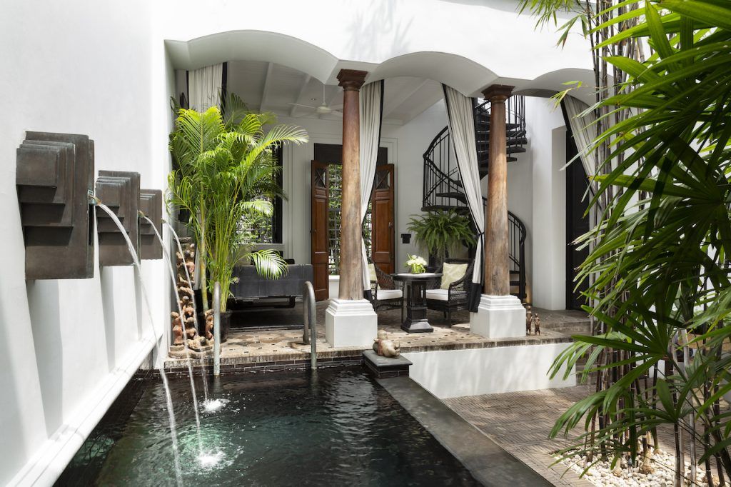 pool villa bangkok