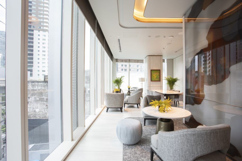 UOB Plaza Bangkok Debuts in Phrom Phong to Offer Customers a Personalised Banking Experience