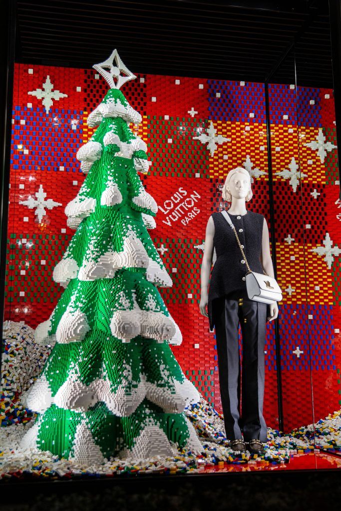 Sands Shoppes Macao and Louis Vuitton Unveil Exclusive Christmas Festive  Decorations