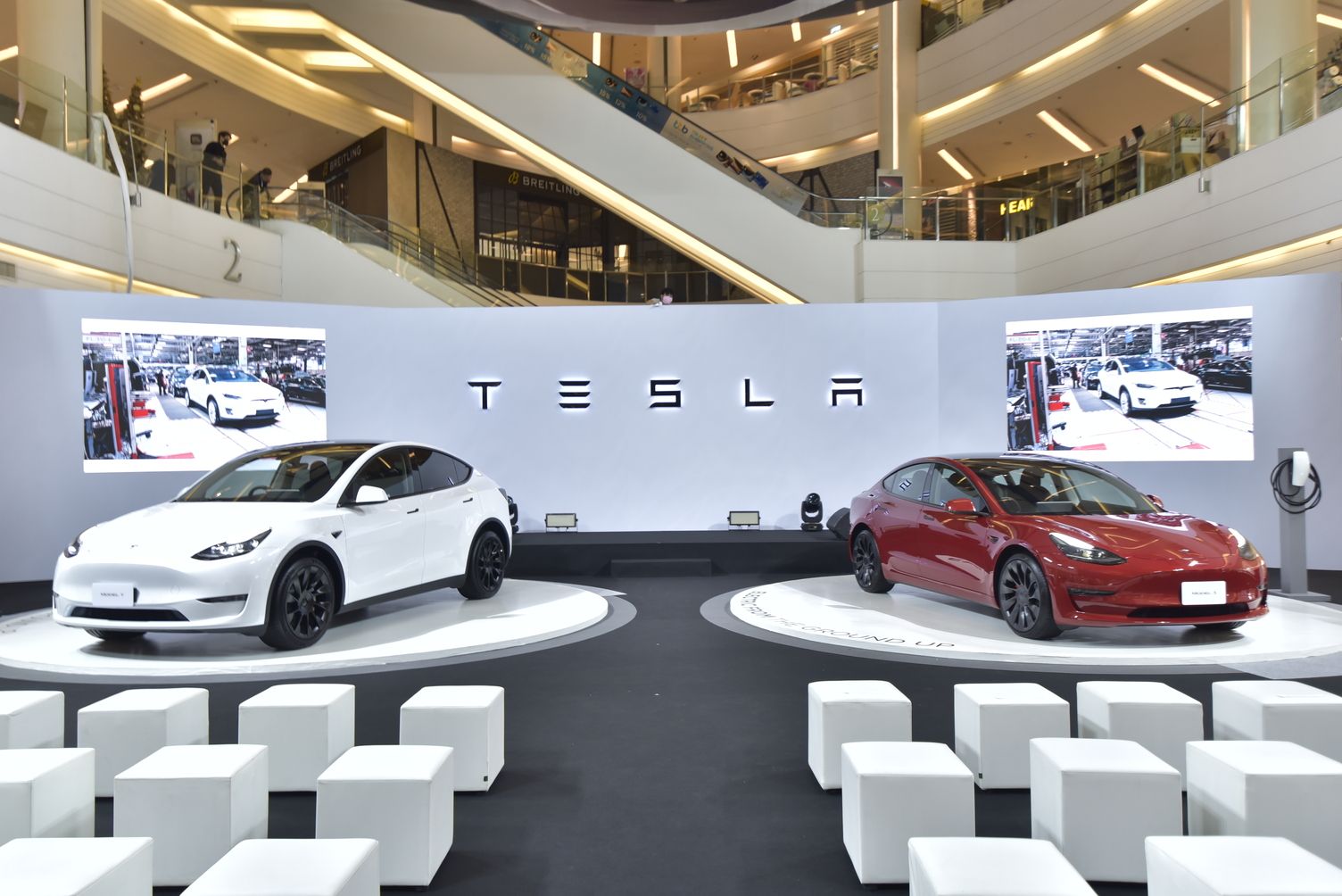 Can you buy a tesla at a dealership discount