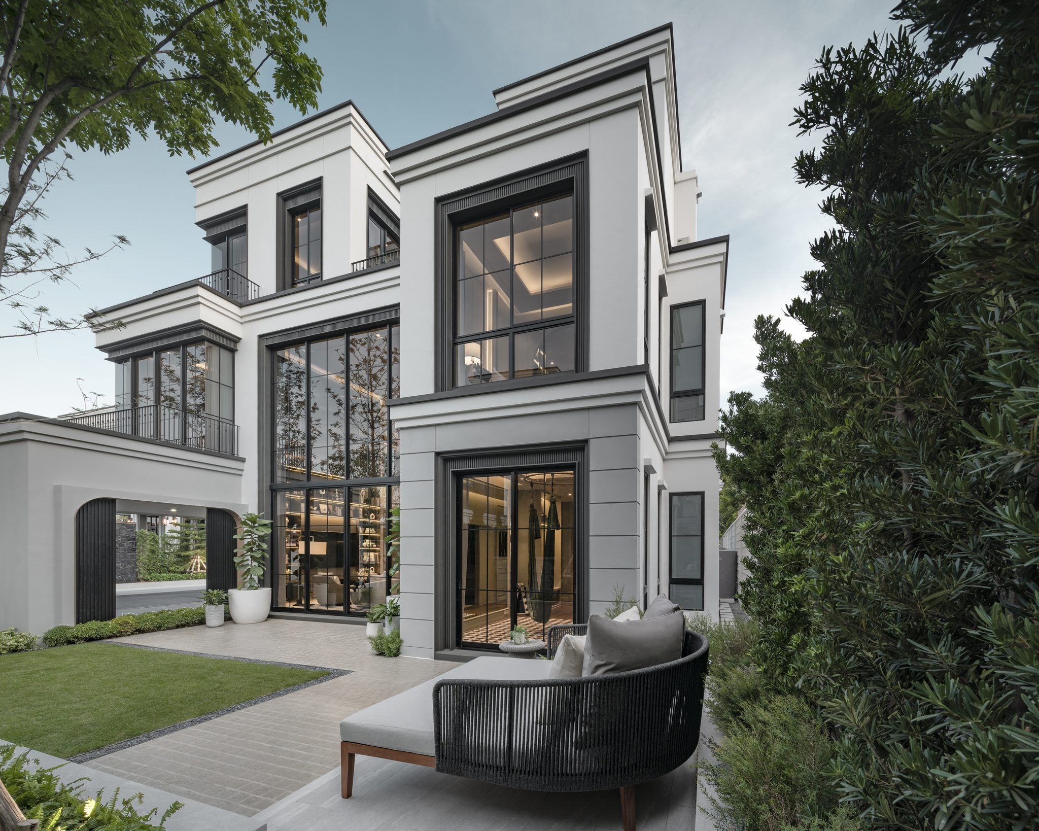 The Laurus: Singapore Welcomes its First Luxury Collection Resort at ... - Luxury Living Experience Center