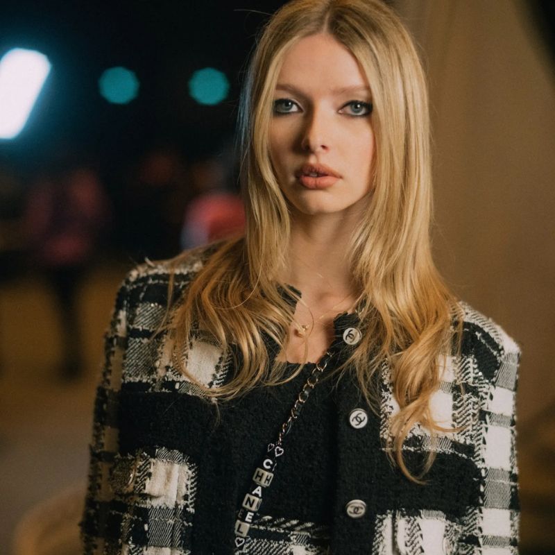 Who is Fashion’s New Favourite Gen-Z Girl, Apple Martin?