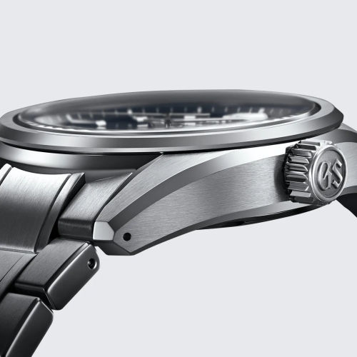 Grand Seiko Introduces the SLGA021 Inspired by Japan’s Lake Suwa