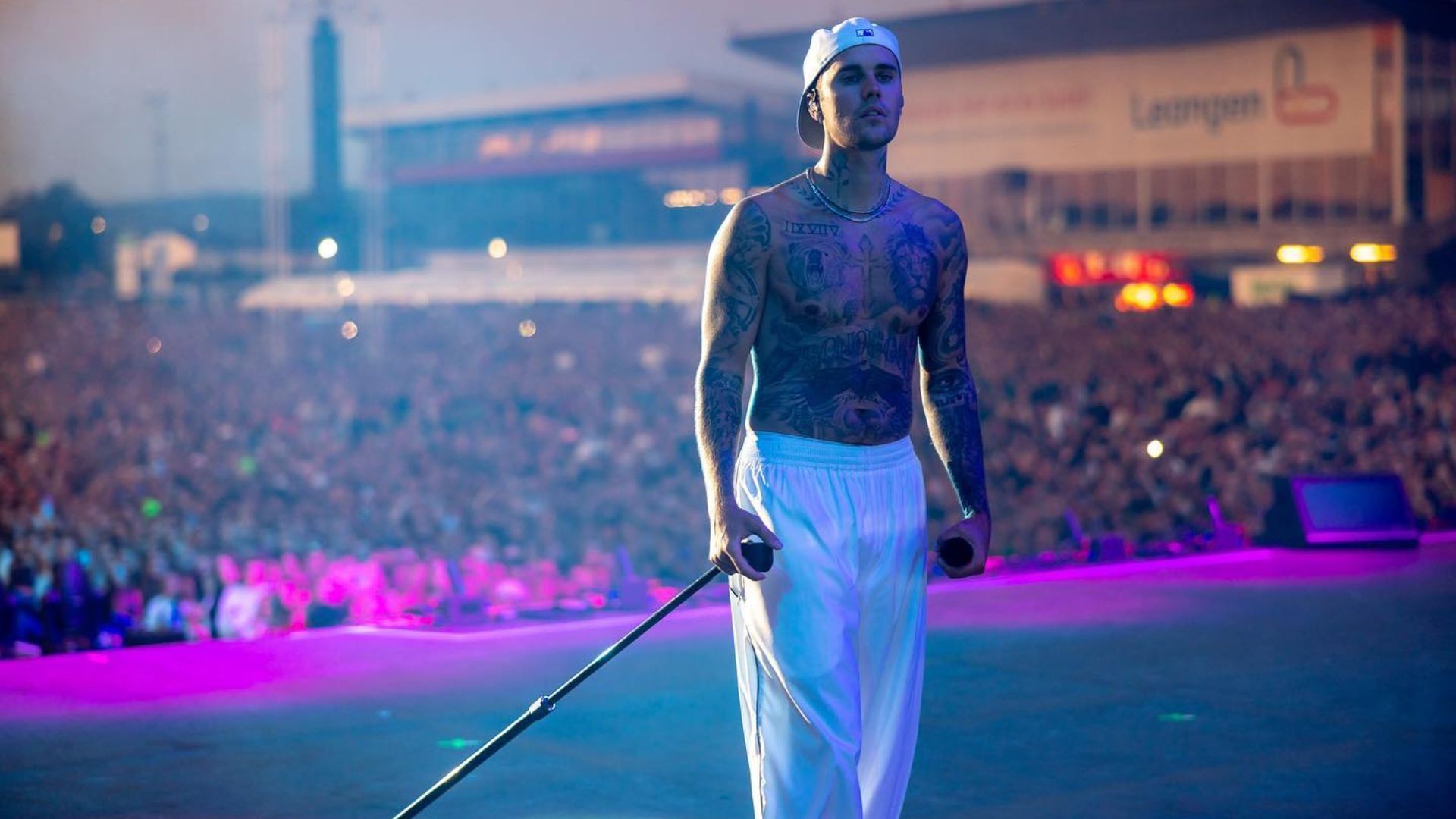 9 artists with the most expensive concert tickets so far