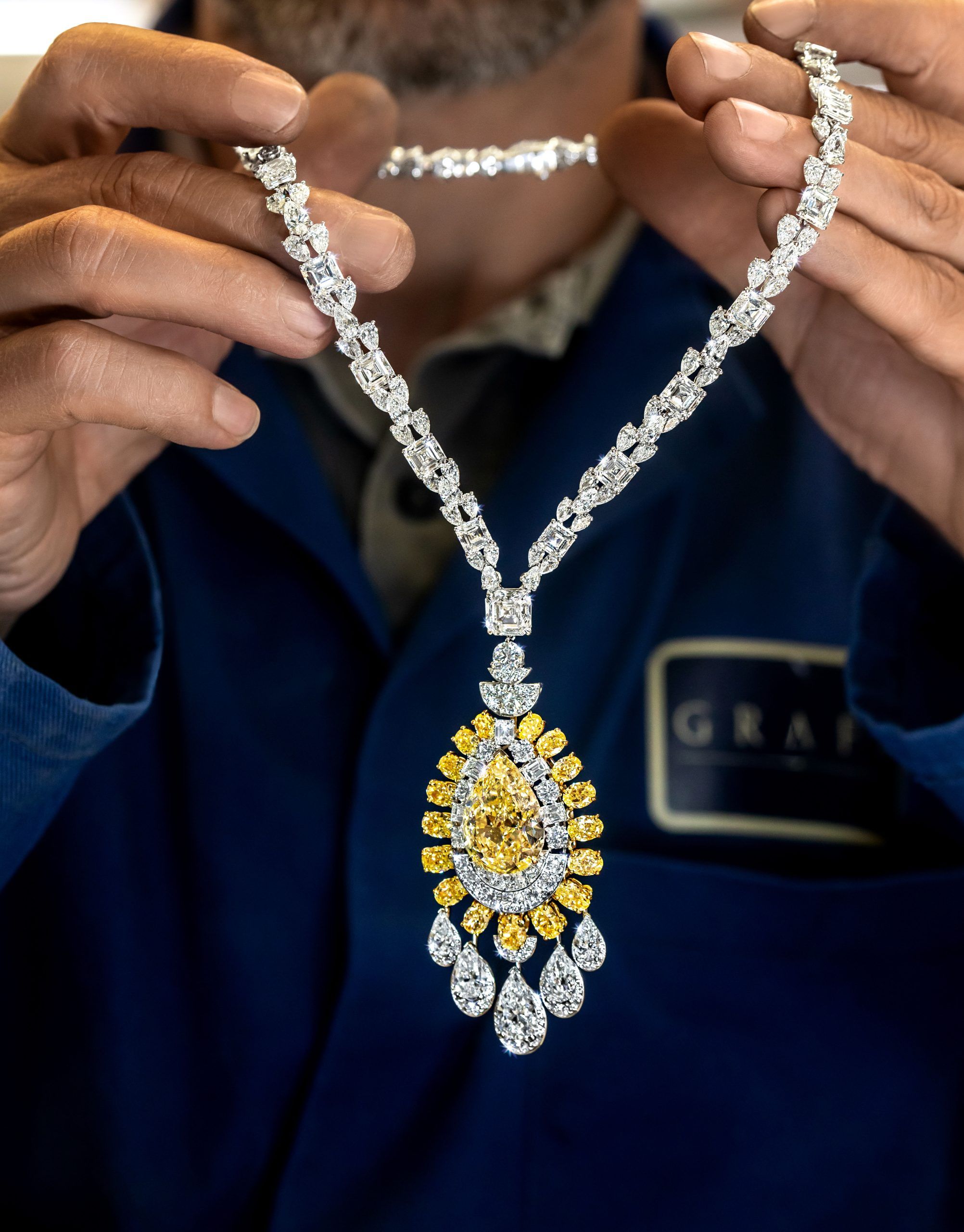Graff Magnificent Diamond Pendant Drop White Gold Necklace – Opulent  Jewelers