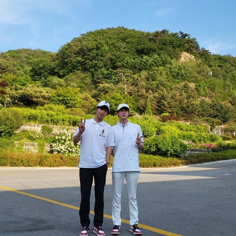 Famous Korean Celebrities Who Take up Golf as a Hobby
