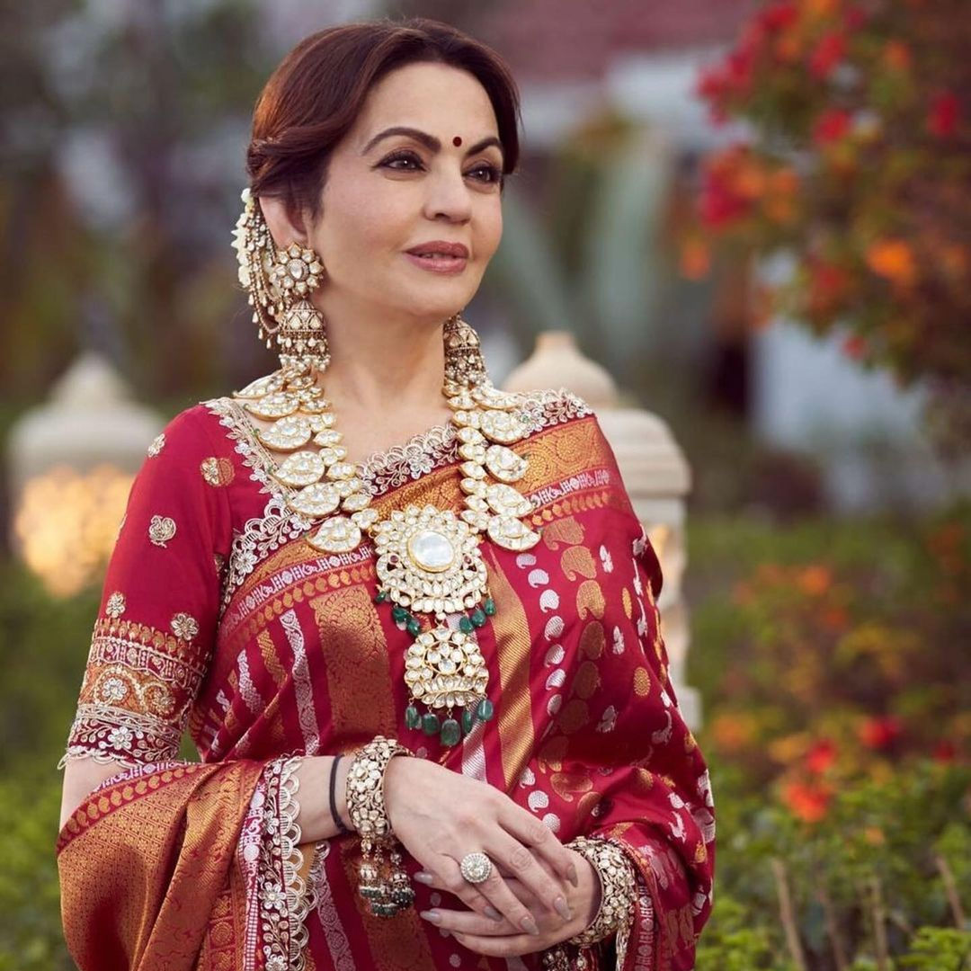 Nita ambani deals diamond jewellery