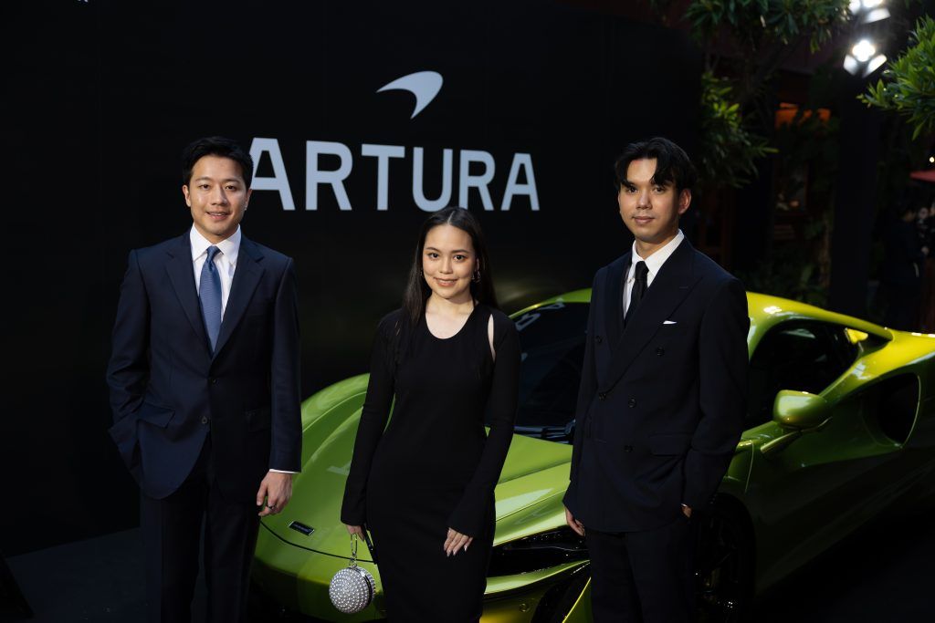 The Gentleman’s Club: The McLaren Artura Captivates Crowds at the Inaugural Event