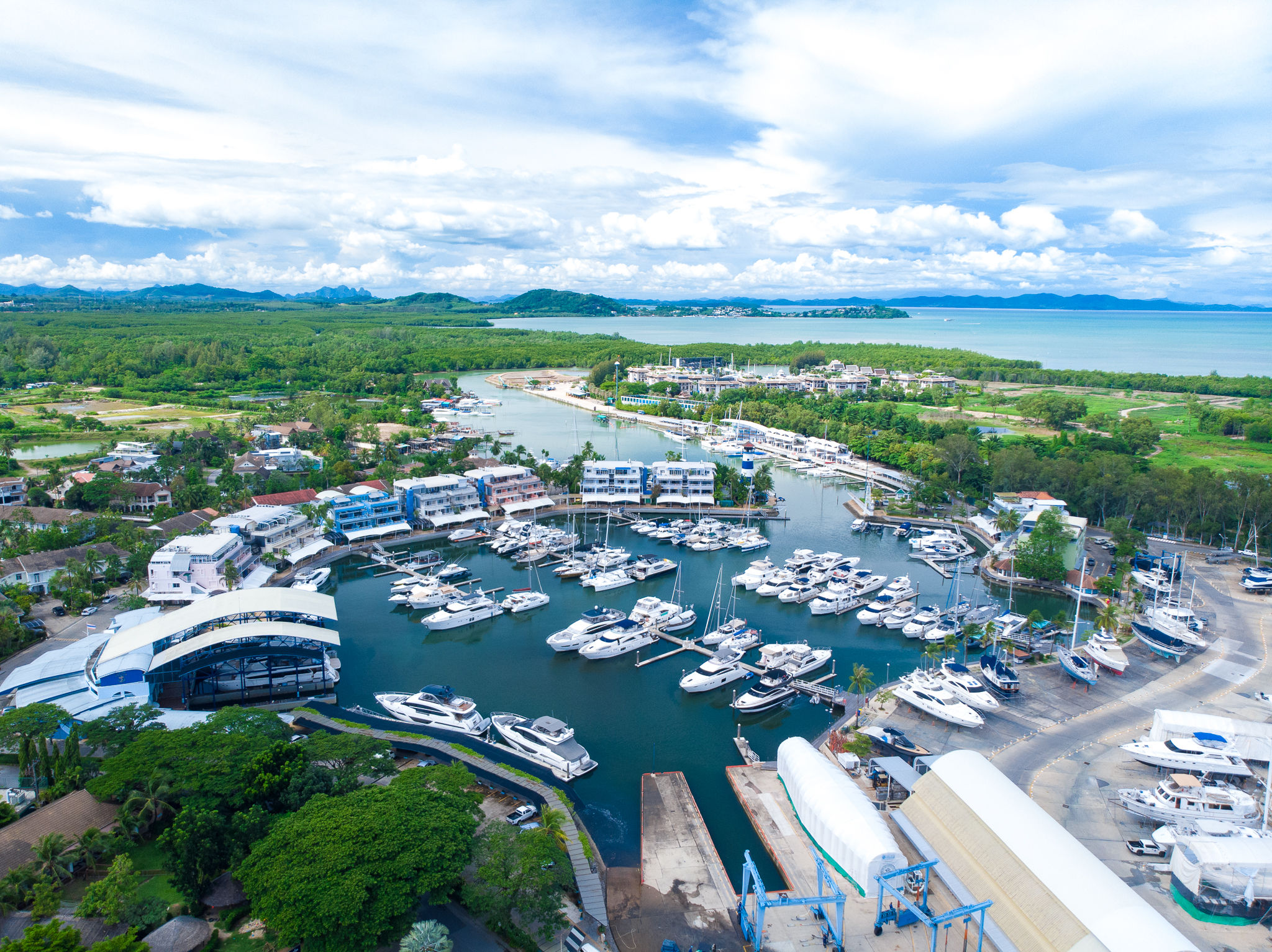 A Window into Phuket’s Marina Lifestyle: NH Boat Lagoon Phuket Resort ...