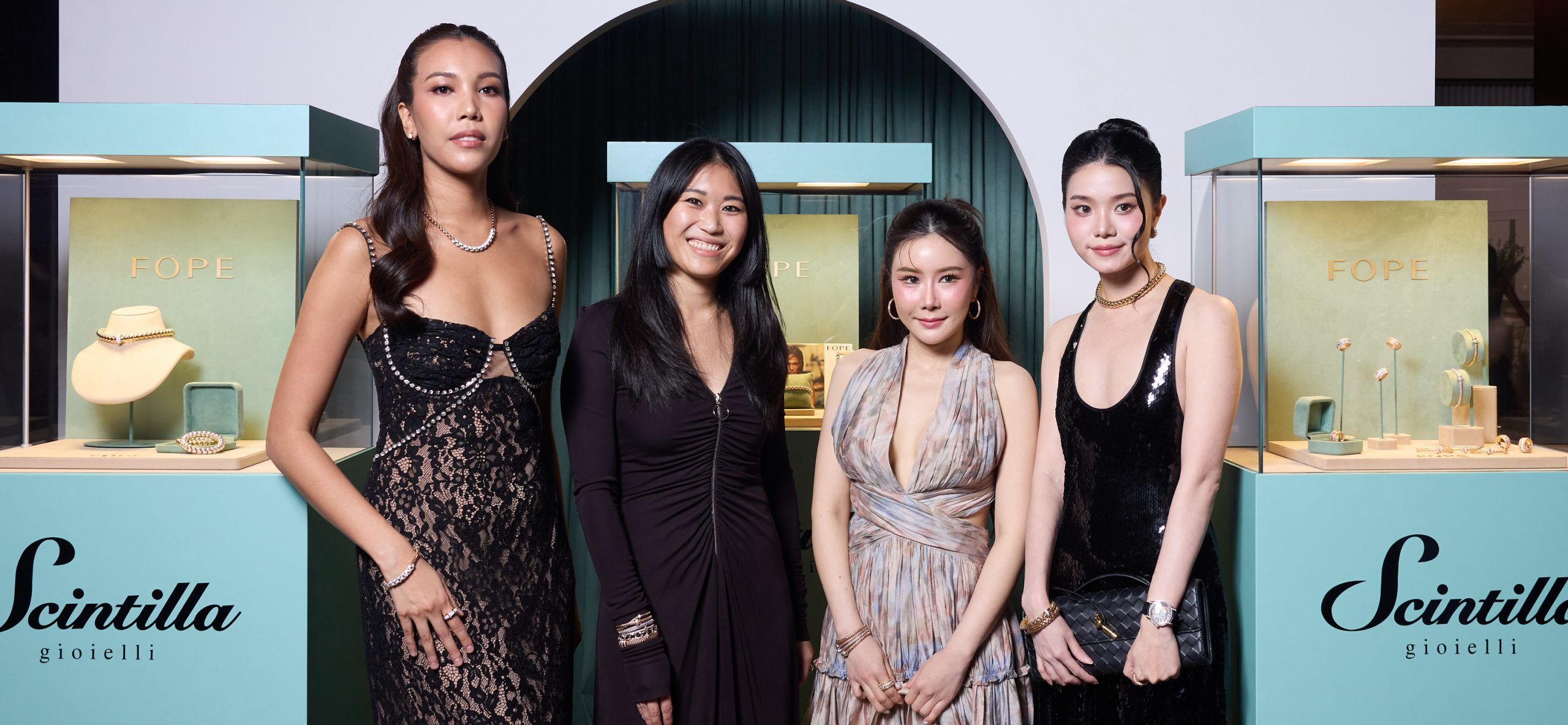 Thumbelina va mol porno ortasidagi kor sevgi