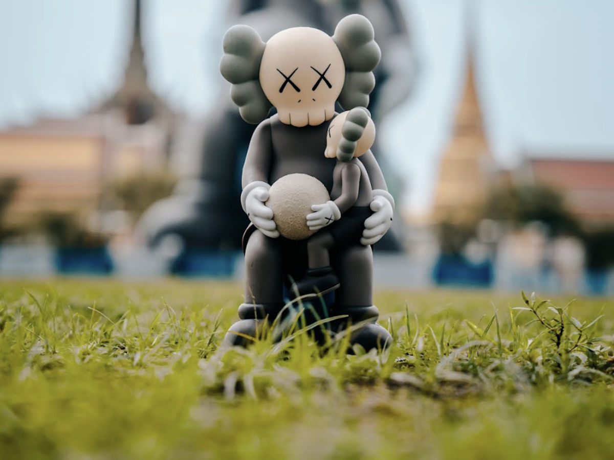 ブライアンドネリー 限定マット額装品4セット Kaws ブライアン 