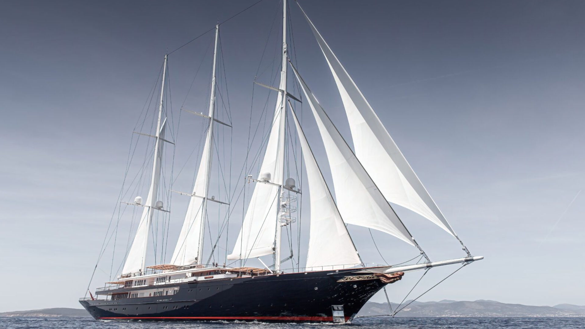 Inside Jeff Bezos' Luxury Superyacht 'Koru'