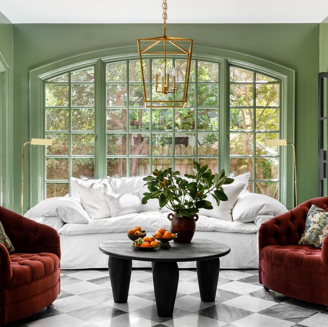 Home with Luxury Décor in 2024