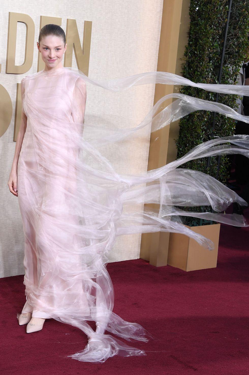 Top 10 Stunning Fashions at the Golden Globe Awards 2024 | Prestige Online  - Cambodia