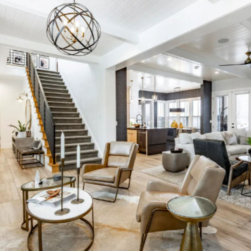 Luxurious Homes of Celebrities and Billionaires on the Market in 2024