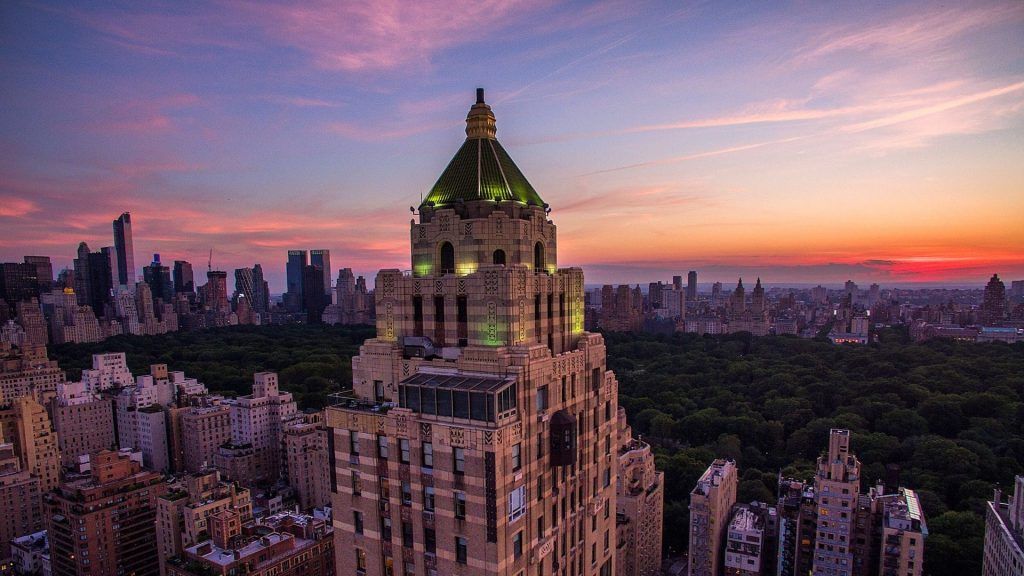 Rosewood Carlyle Hotel: Where Legends and Rockstars Stay in New York
