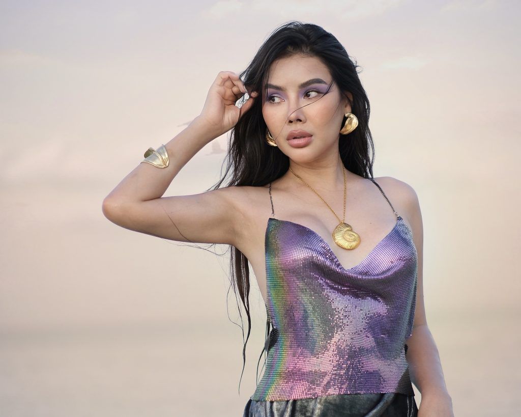 Janita Love: Dream On, Glam On